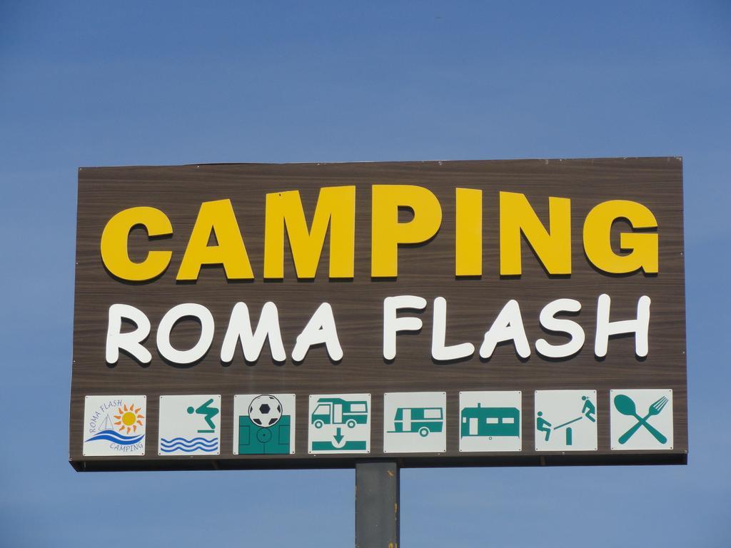 Отель Camping Roma Flash Браччано Экстерьер фото